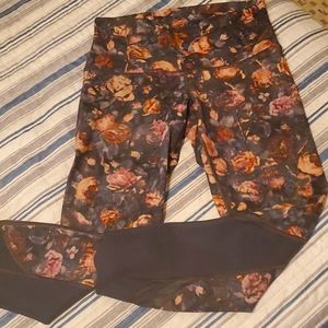 Lululemon gently worn leggings